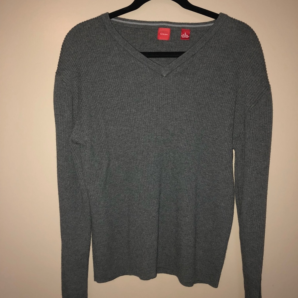 Charcoal V-neck Pullover